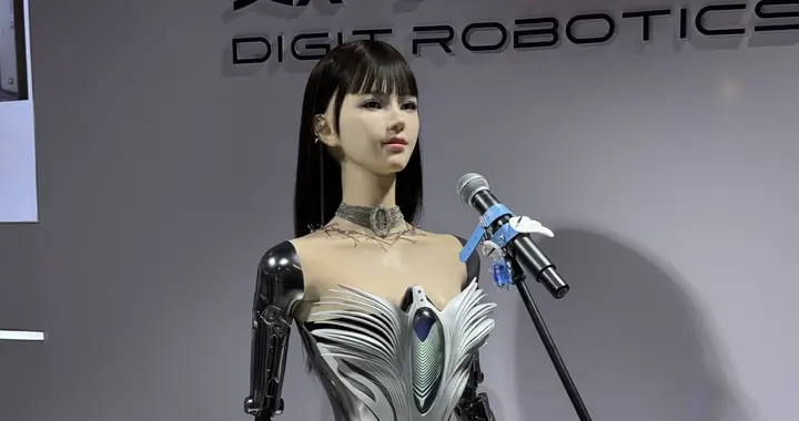 带你看看 WAIC 现场的机器人们｜WAIC 2026