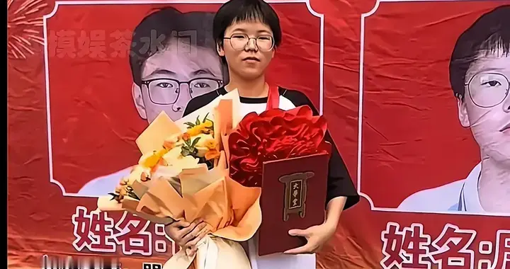 放弃北大选择复读，女生再战高考圆梦清华