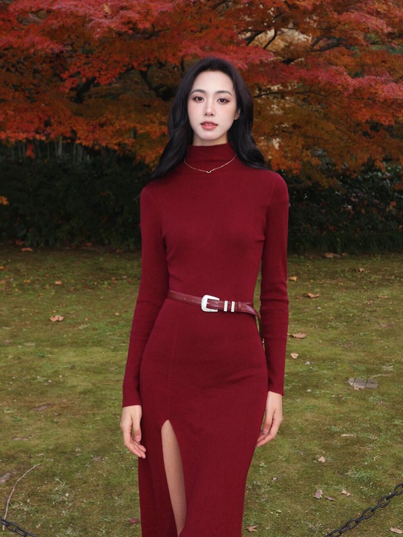 红色收腰连衣裙过年战袍年会礼服包臀裙减龄