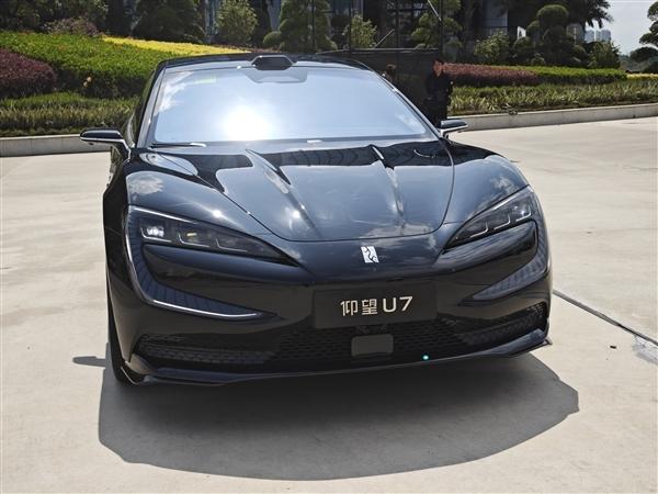 62.8万起 四大黑科技傍身！比亚迪最狠豪华轿车开启交付