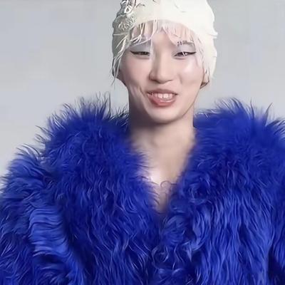 瞳叔捏影儿：别拿“审美多元”当遮羞布！这