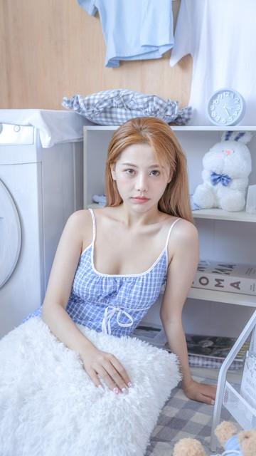 已婚女人与其他男人频繁聊天，这样的行为正常吗？