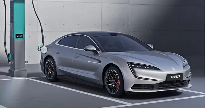 仰望2026款旗舰车型三车齐发