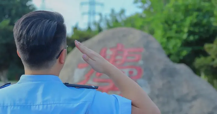 2026 提前批征集志愿两极分化：分数线暴涨，热门警校专业组零投档