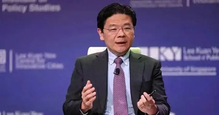 新加坡总理公开支持高市，金龙鱼被罚18亿，凉得更快了