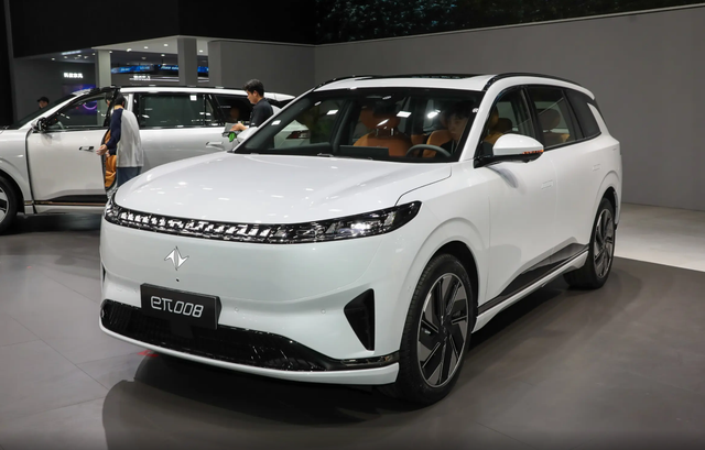 新能源“搅局者”！限时16.36万起，续航1300Km，还是中大型SUV
