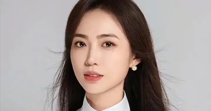 许家印结局已定，恒大歌舞团长白珊珊，被曝居然嫁给了这个男人