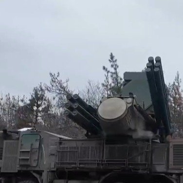 大决战？<br />消息来源称，<br />西尔斯基正在从乌克兰各地调...