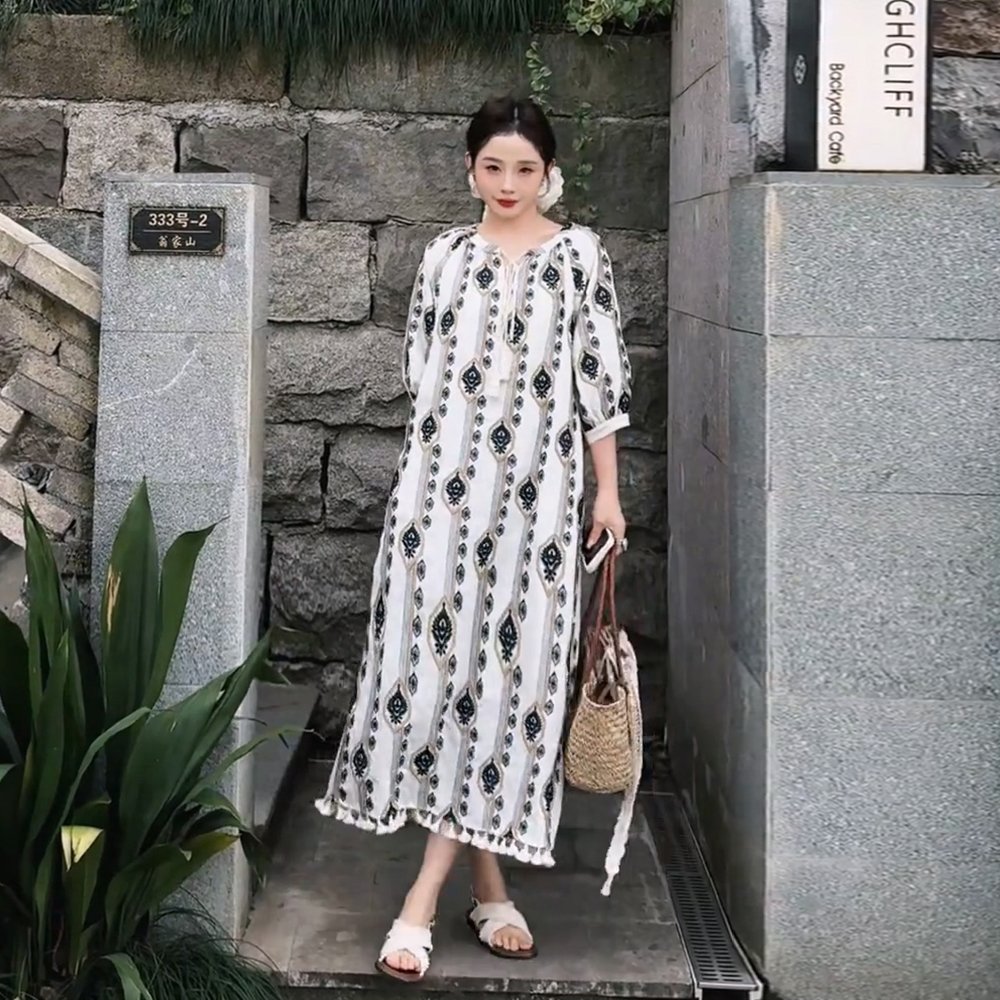 气质复古超好看法式印花连衣裙海边度假裙子