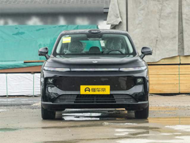 15万级新能源SUV，零跑B10性价比如何