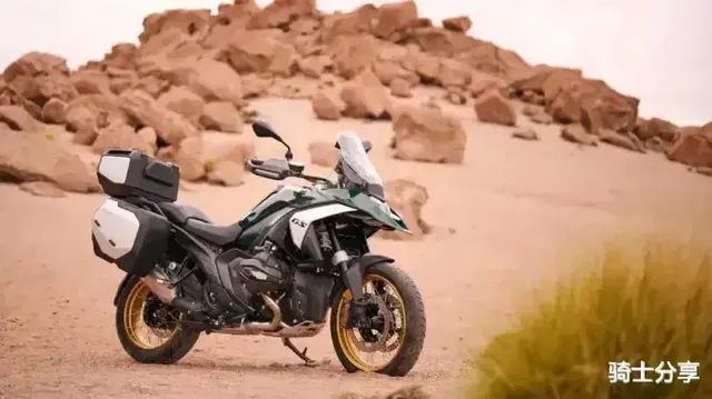 入门级250硬核ADV上市，售价15980元起，拥有全新外观轻量化车身