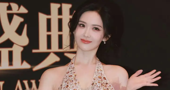 王艺瑾转型大揭秘：唱歌演戏两手抓，这姐的初心太戳人！