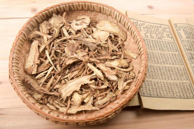 5味药，从头到脚化瘀血，像钉子一样钻透体内，赶走肌瘤囊肿！