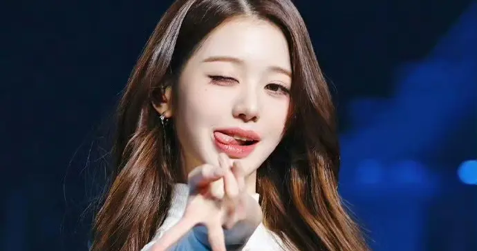 张元英这前凸后翘的身材真绝了，好撩啊，真受不了