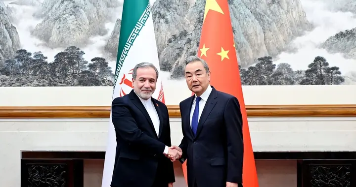 美国失算：对伊朗准备了一年的极限施压，被中国一通深夜电话化解