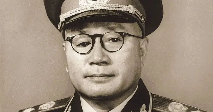 1935年，刘伯承写信“借路”，川军旅长回4字，直接放红军过境！