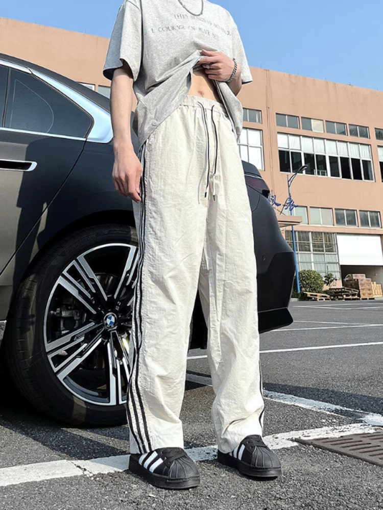 浅灰色冰丝速干裤子男款夏季薄款三条杠条纹