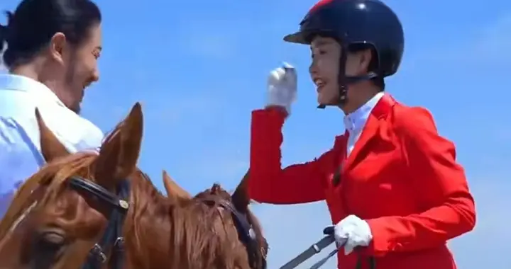 官方辟谣！贺娇龙坠马重伤仍在救治，网传“去世”纯属谣言