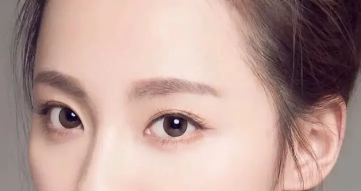 张嘉倪