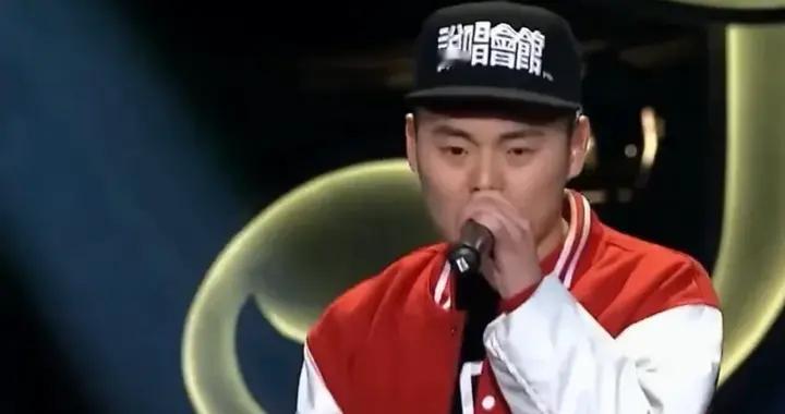 36岁男歌手晒近况！开130万皮卡，自曝《中国好歌曲》后身价翻倍