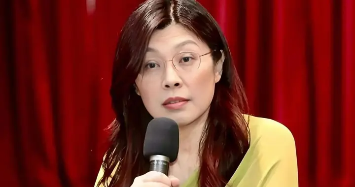 郑丽文将访陆，柯文哲提出5个互相，立场转向支持“一国两制”？