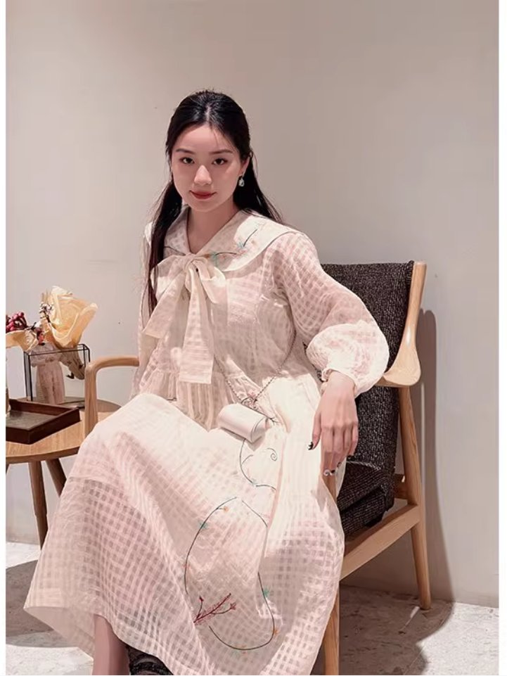 puretea茶愫丝棉白连衣裙