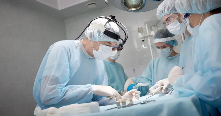 一家人吃年夜饭，第二天丈夫呕血身亡！医生痛心：过年小心这道菜