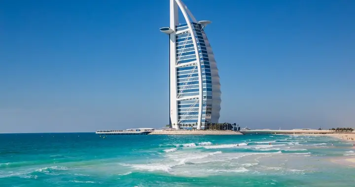 第一个准备下场参战的中东强国已经挨打，伊朗要枪毙所有出头鸟