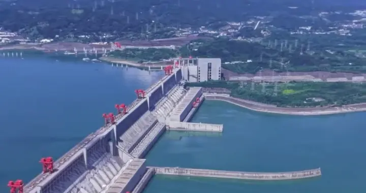 三峡大坝：百年治水梦，山河安澜的大国丰碑