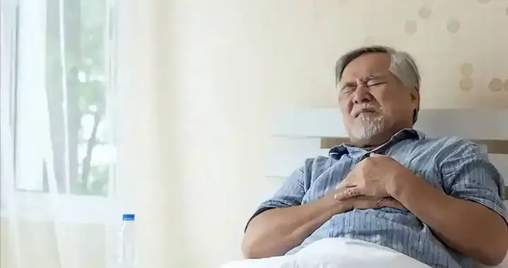 患心梗的人越来越多？医生再三提醒：宁可打打牌，也别做这4事