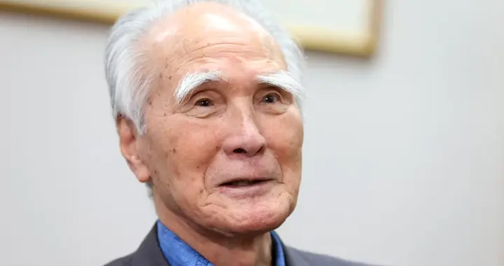 同场记者会，中方对日态度天差地别，两极信号下日本面临关键选择