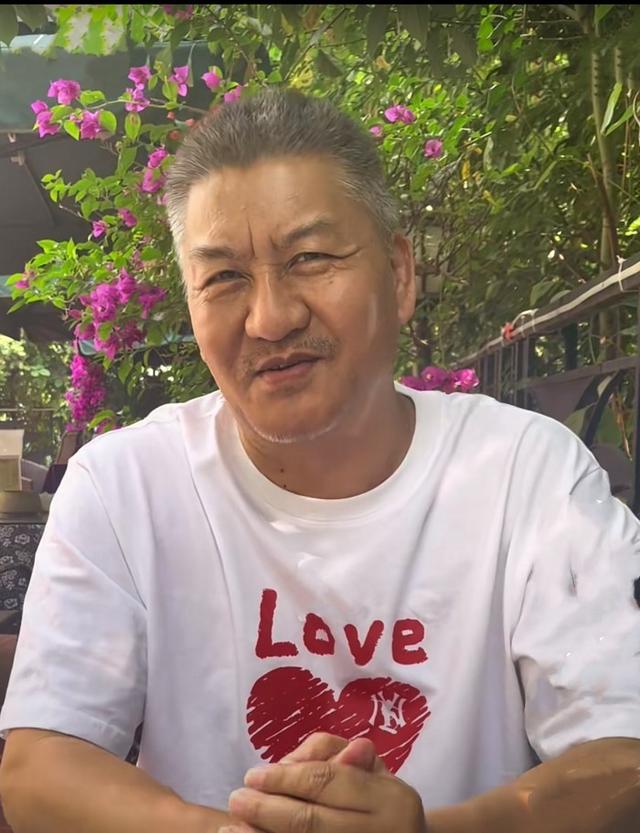56岁参加27次高考的梁实：执着高考并非为名利，早已成人生赢家！