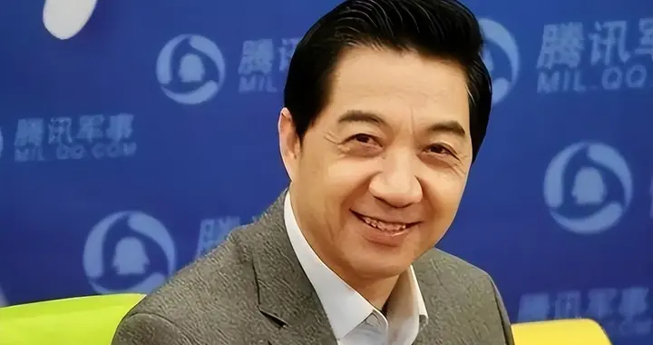 又让张召忠说中了？东拼西凑550亿建的2艘航母，如今彻底成为累赘