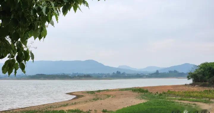 江苏天气大变脸！先热到31℃，再狂风+暴雨