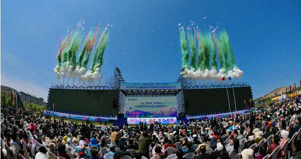 那些刷屏的风筝“显眼包”你还记得吗？第42届潍坊国际风筝会经典回顾