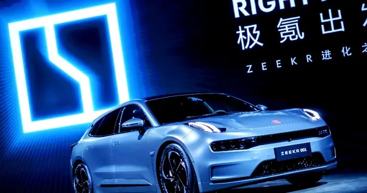 仅一家车企完成率过半！2026车市半年考：极氪及格，谁在裸泳？