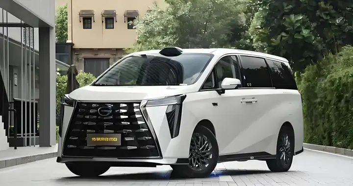 真心劝你看一眼！传祺向往M8宗师这设计，太懂中国家庭了