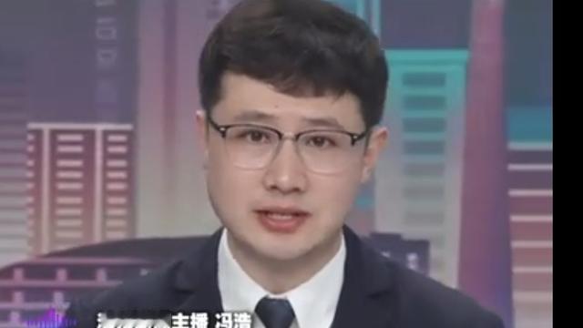 梦溪：湖北武汉，一男子夜里把4岁女儿带到