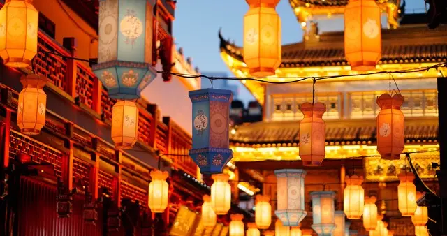 374年一遇！2262年双春节刷屏，原因就3点