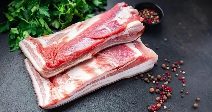 心内科院长含泪忠告：宁可多吃猪肉，也别在夏天做这6件要命的事