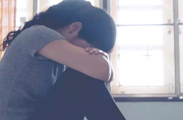 当抑郁症孩子不接纳父母时，该怎么办？