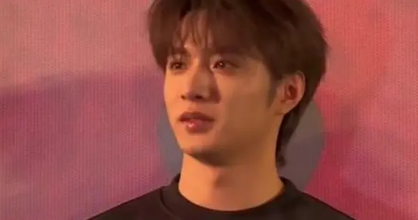 刘耀文直言拍《镖人》挑战拉满！零经验硬刚高难度武打与马戏