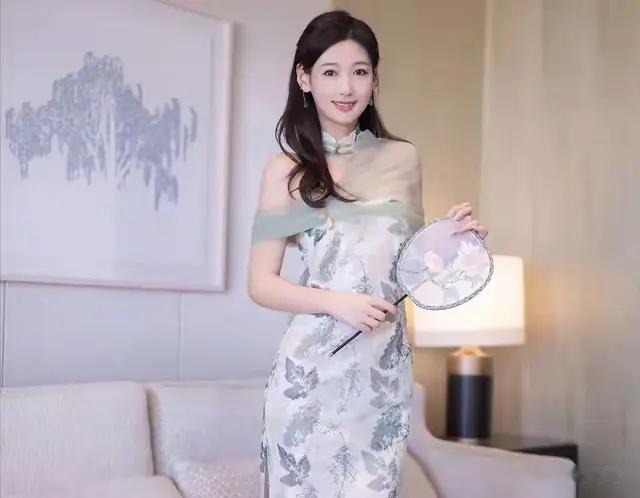 女神写真，唐安琪
