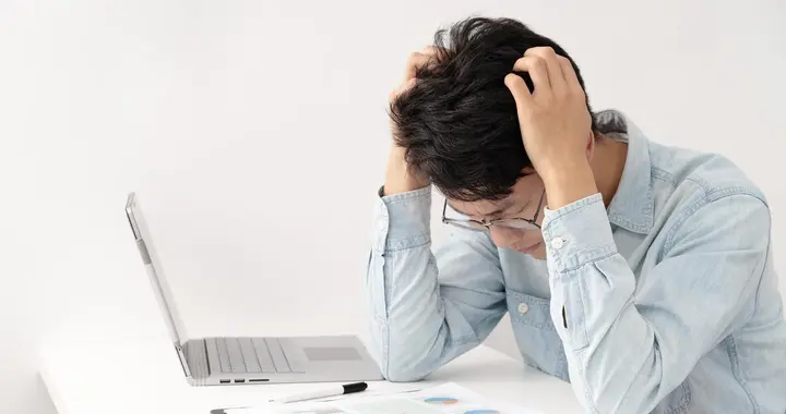 长期焦虑会不会诱发偏头痛，两者之间有因果关系吗？