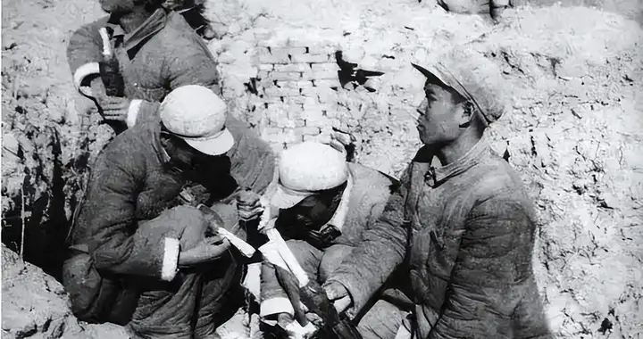 毛主席指导彭林刘粟打仗，发电数百封，为何对徐向前几乎一电不发