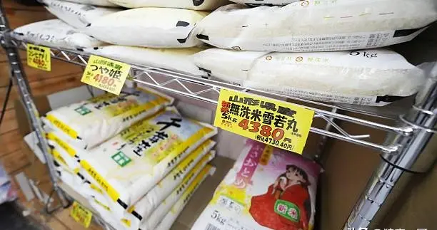 日本超市物价持续上涨，底层老百姓米饭都减少吃了，改吃面食了