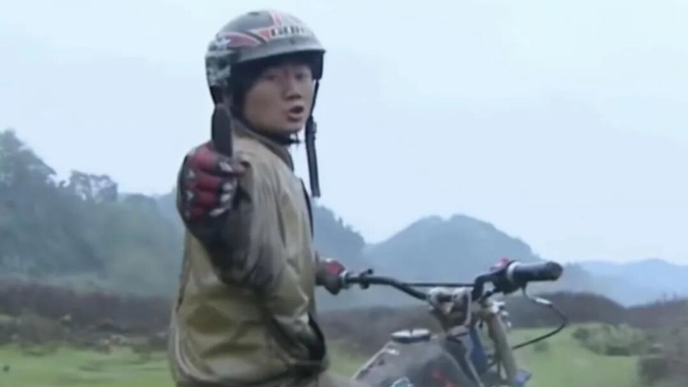 张雪机车2连冠后，全球车迷又惊又怕