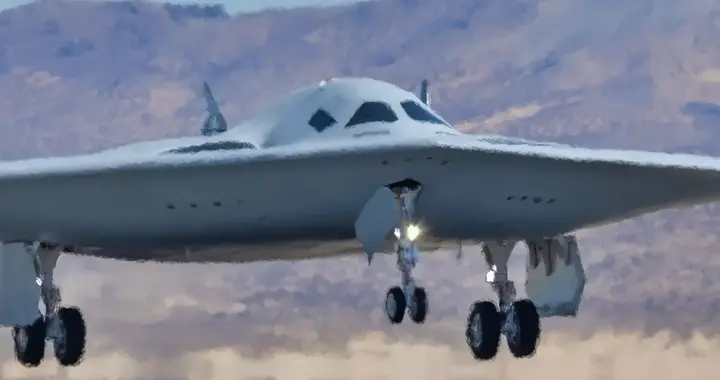 美军轰炸机陷两难！老机难扛新防空体系，B-21要造多少引争议？