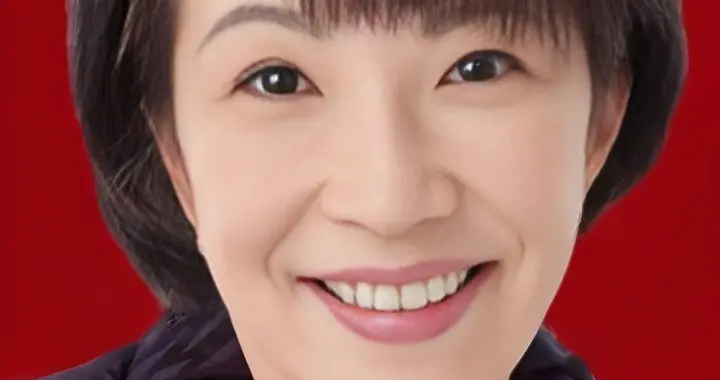 高市不演了！降级对华关系、跪求美国庇护，她会是日本“勾践”吗