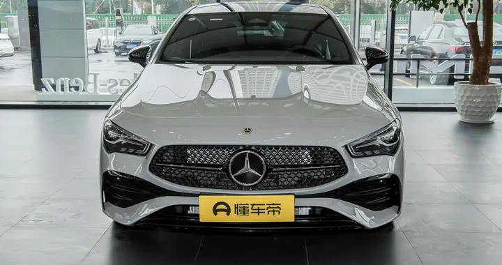 2026款奔驰CLA配置差异对比：差价7.68万，多61马力+四驱，带劲不